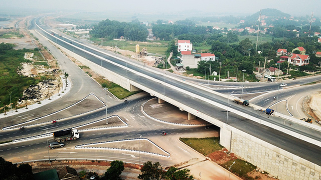cao t&ocirc;́c hạ long - hải phòng