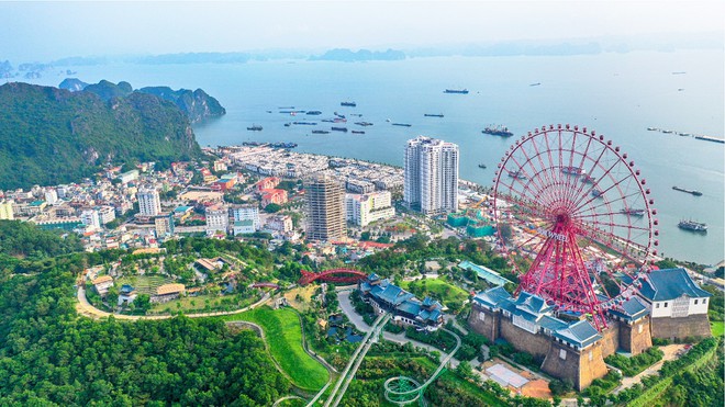 bất dộng sản du lịch