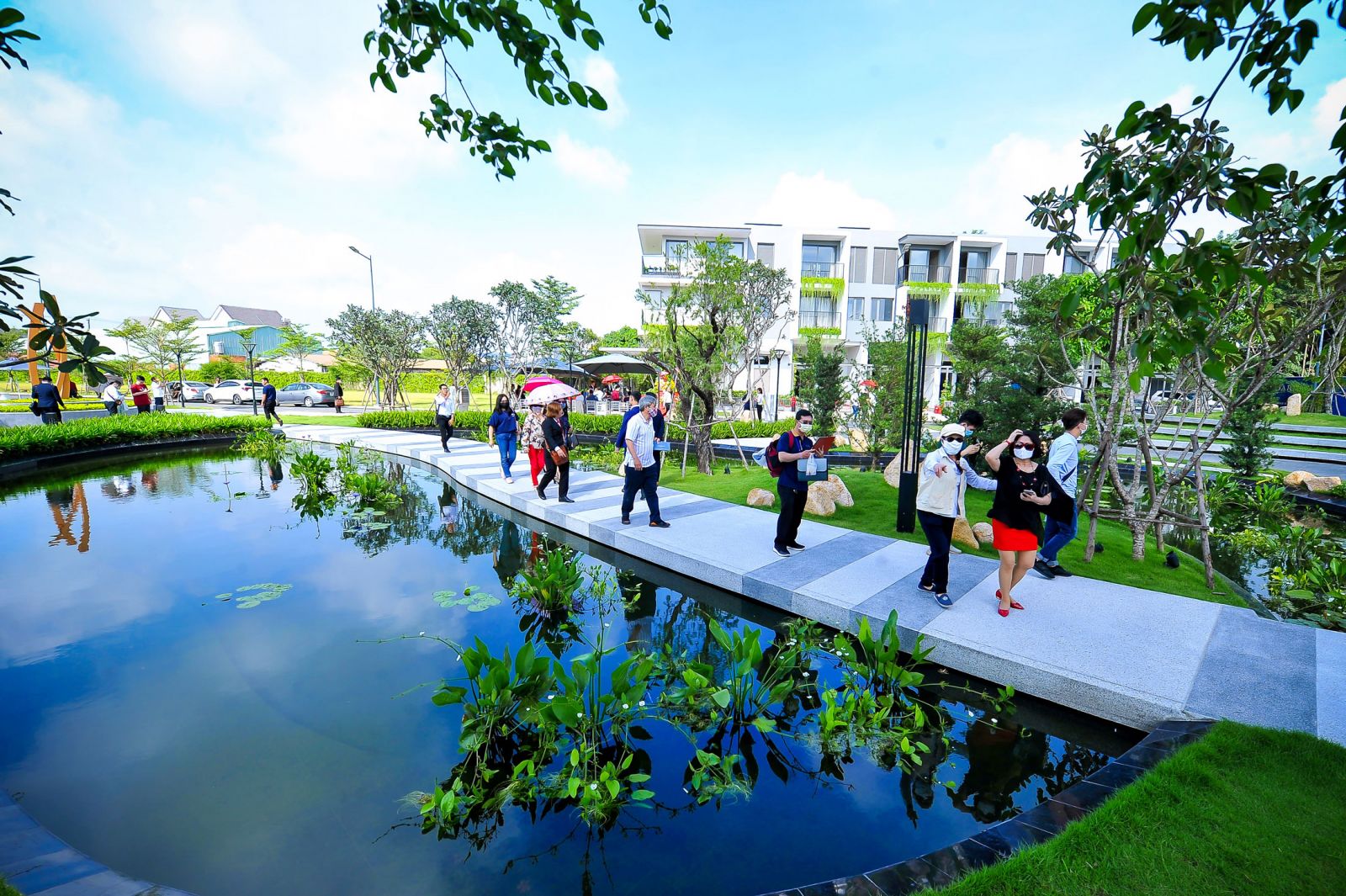 thị trường bất động sản ghi nhận t&iacute;ch cực